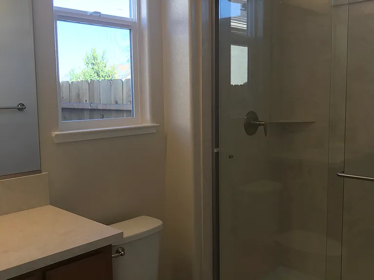 1520 Castlerock Dr — Photo 11