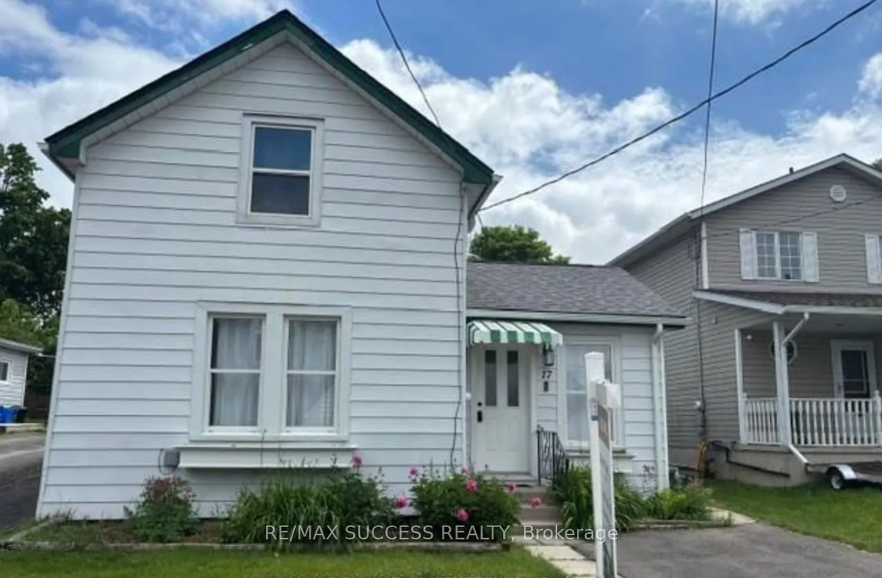 3 bed, $2,200 — Photo 1