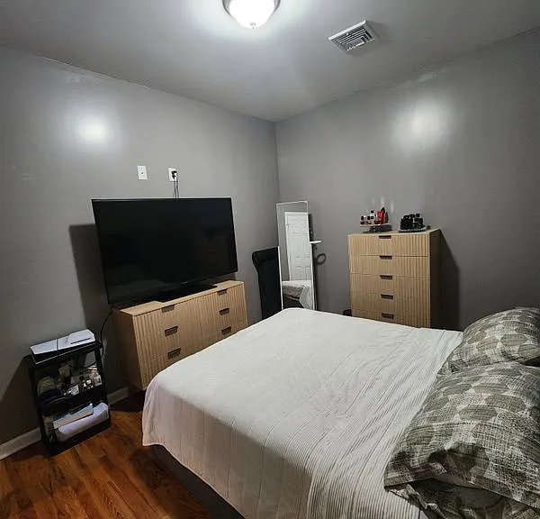 245 W Grand St #1RST — Photo 15