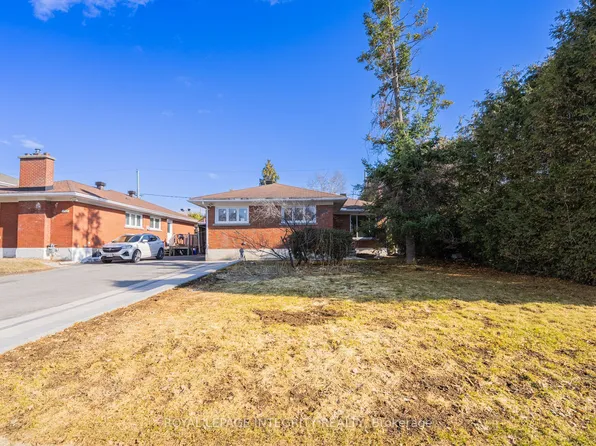 1746 Gage Cres, Ottawa, ON