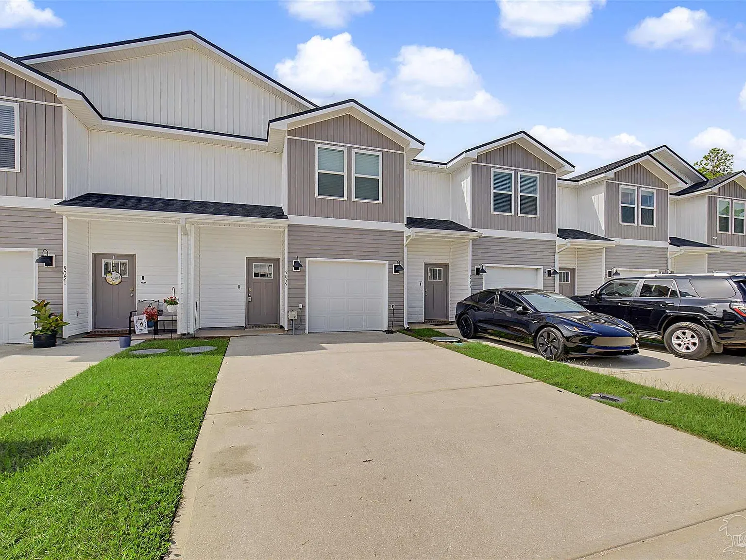 9055 Golden Eye Dr — Photo 2