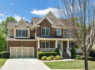 1522 Country Wood Dr, Hoschton, GA 30548