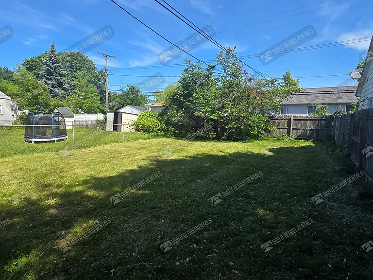 8125 Timken Ave — Photo 3