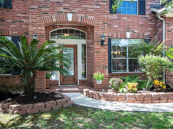 2nd image of 20958 Winchester Rock Dr