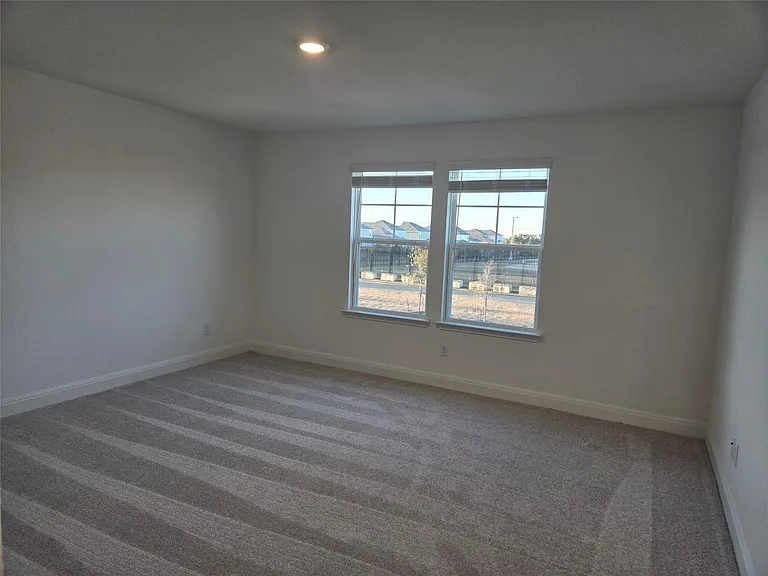 408 Acuff Ln — Photo 26