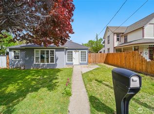 1317 Chestnut St, Milton Freewater, OR 97862