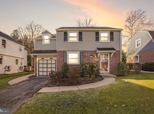704 Brooke Rd, Glenside, PA 19038