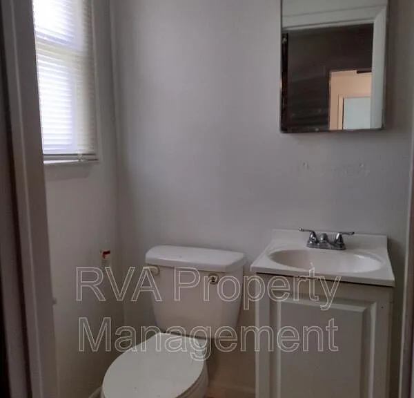 1311 Beazley St — Photo 8