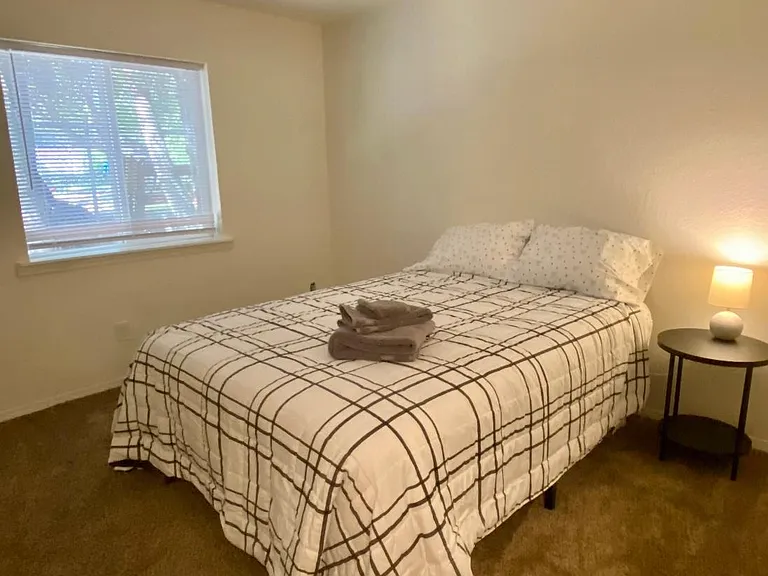 12710 Silver Fox Ln #4 — Photo 4