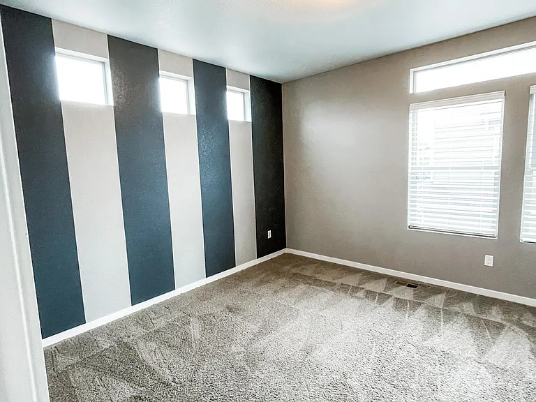 4456 Elegant St — Photo 7