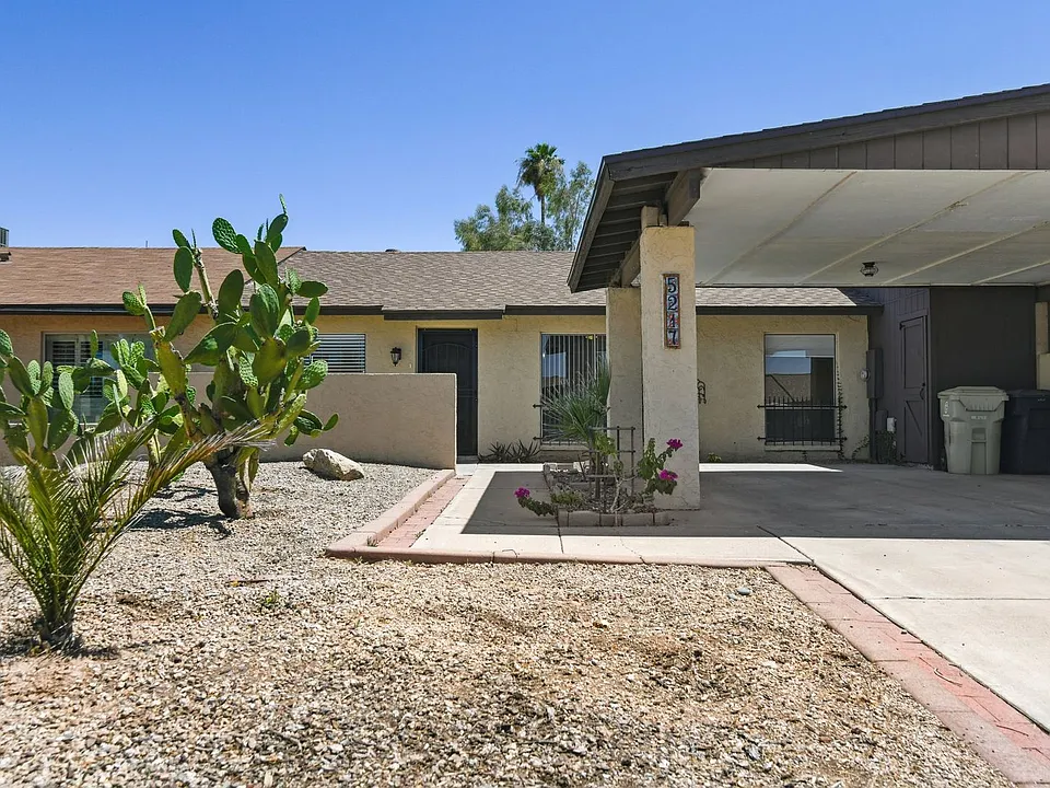 5217 W Carol Ave