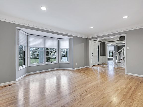 5th image of 212 Hibler Oaks Dr