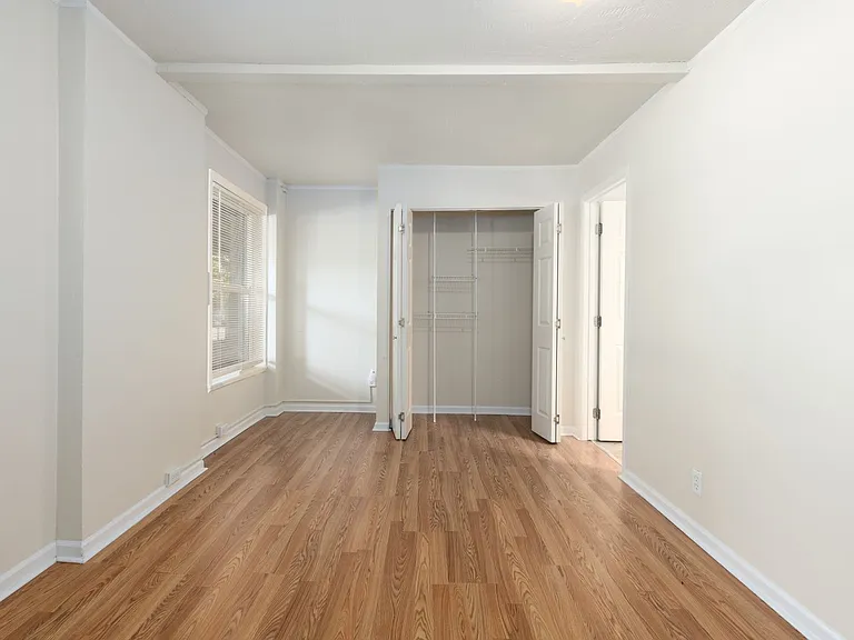 Parkside Apartments in Capitol Hill — Photo 16