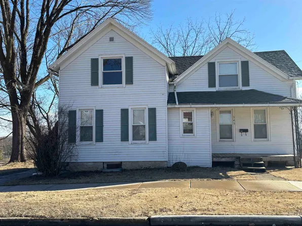 345 Rosendale St, Beaver Dam, WI 53916