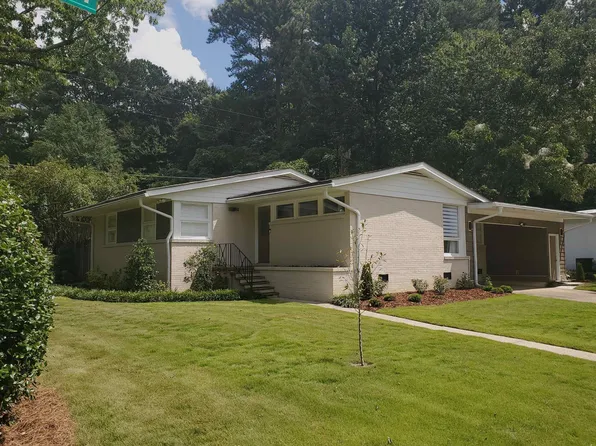 673 Bourbon Cir, Birmingham, AL 35213