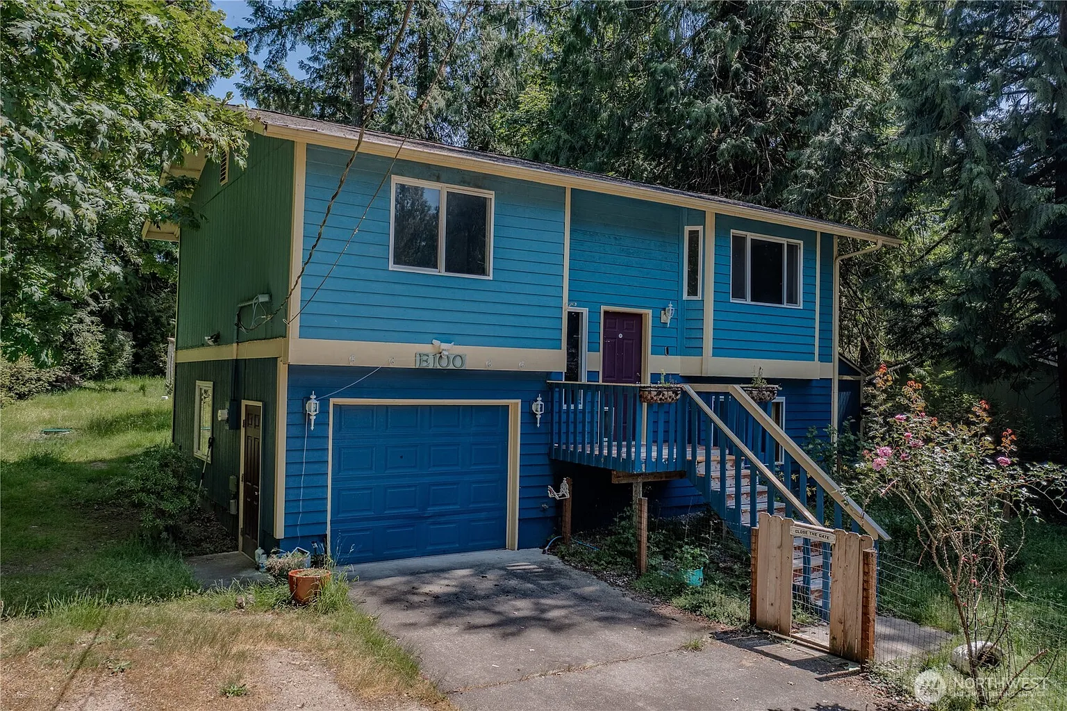 100 E McLane Drive photo 1