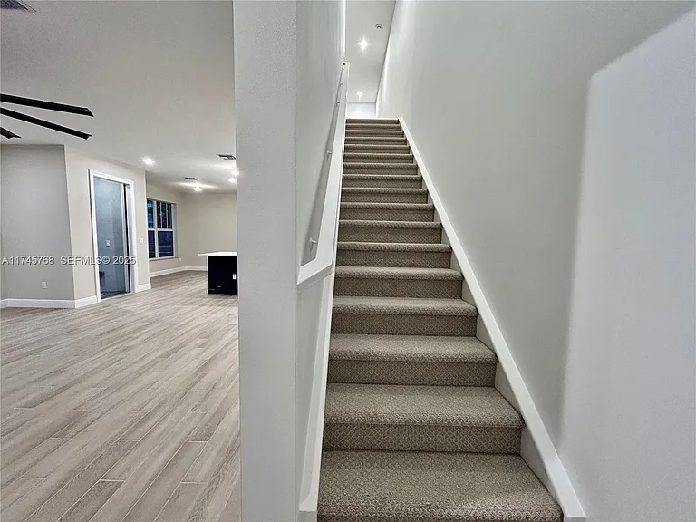 3542 NW Solange Ct — Photo 18