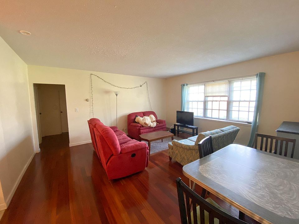1st image of 38 Lake Shore Ter APT 2