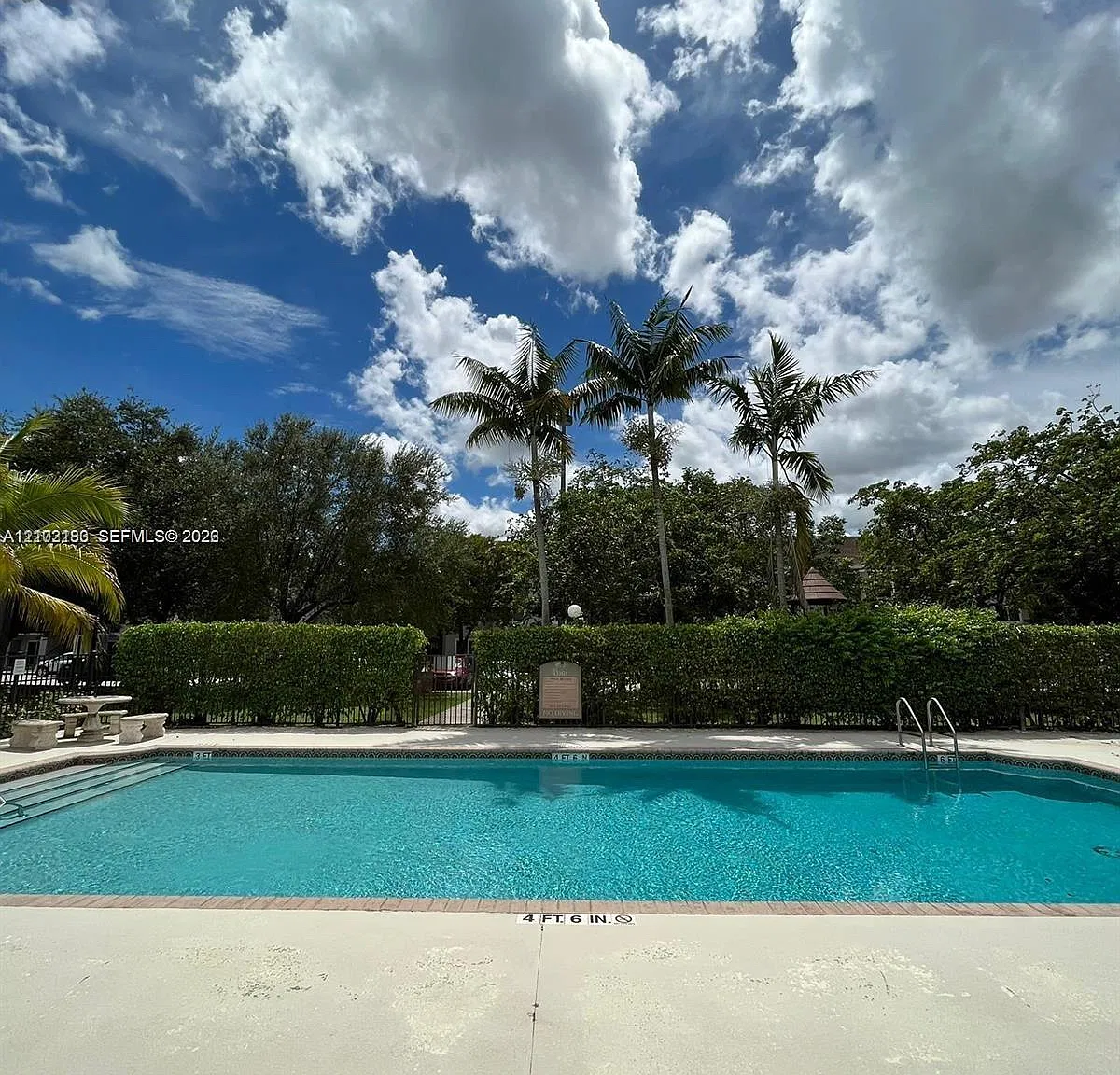 3 bed, 1126 sqft, $2,200 — Photo 4
