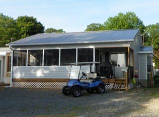 112 Elm St, New London, NC 28127