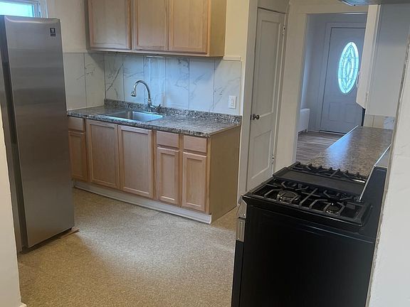 2nd image of 5 Colorado Ave #1