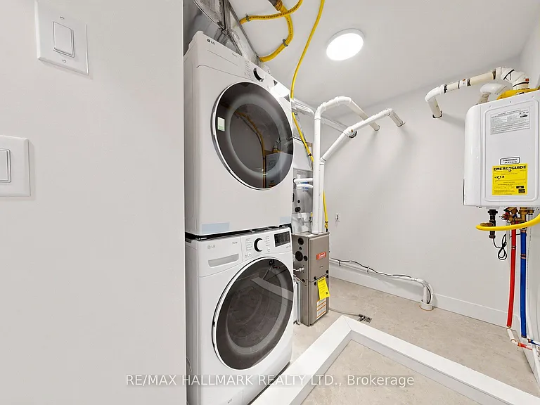 367 Woodmount Ave #2 — Photo 9