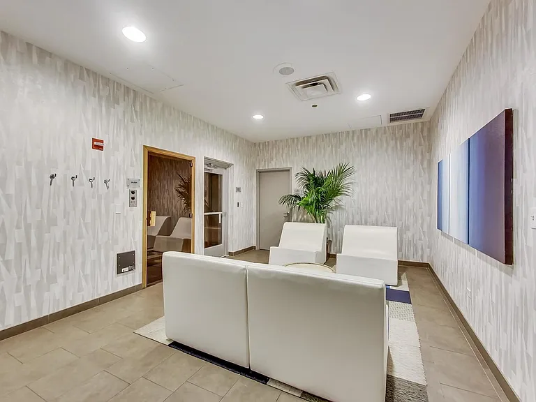 198 N Park Dr #198 — Photo 59