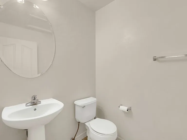 150 W Paseo Celestial — Photo 3