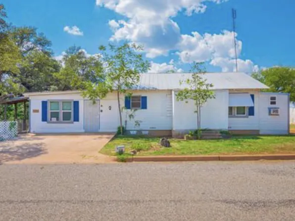 807 E Anniston Ave, Llano, TX 78643