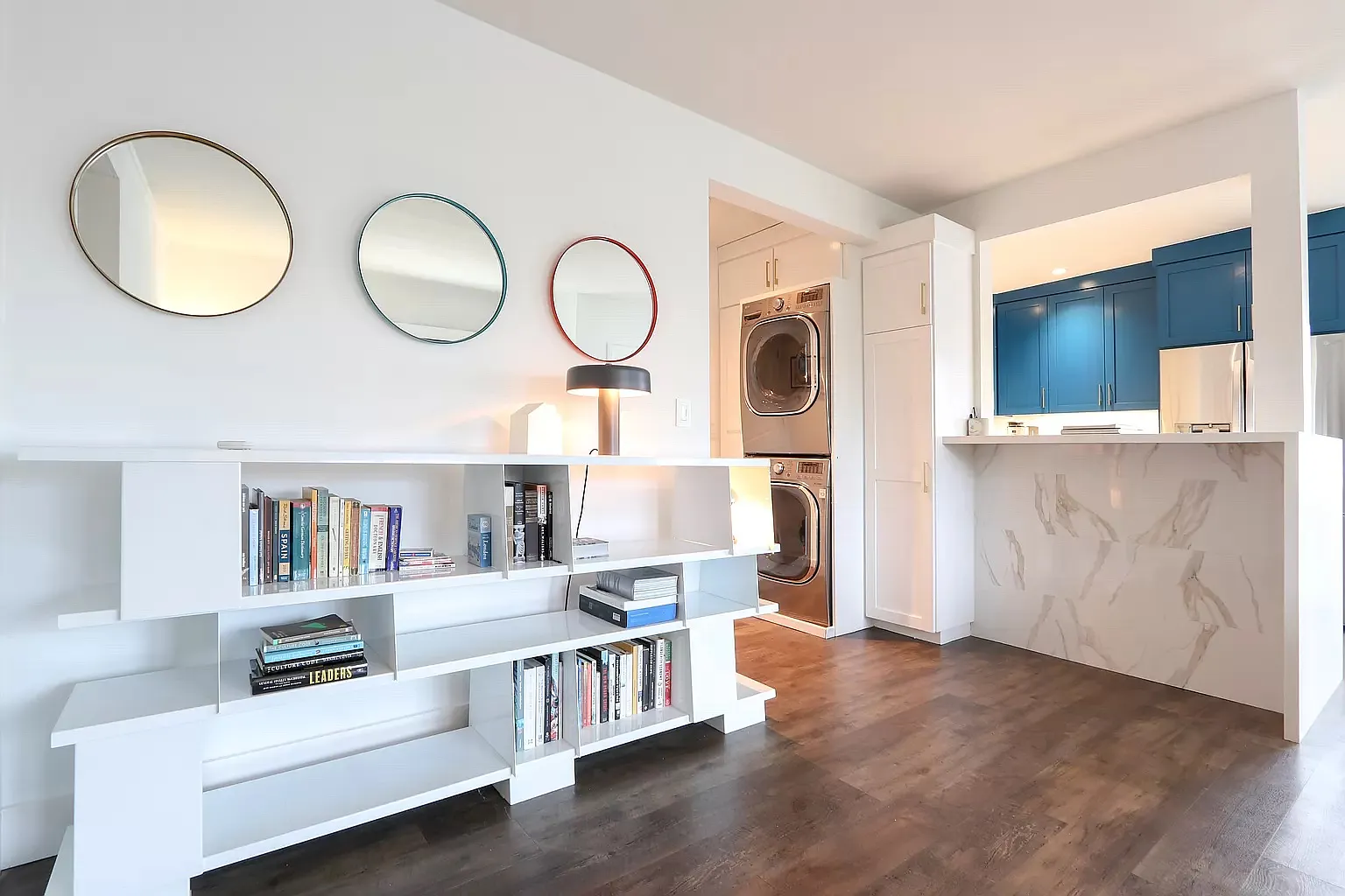 2 bed, 1000 sqft, $5,500 — Photo 2