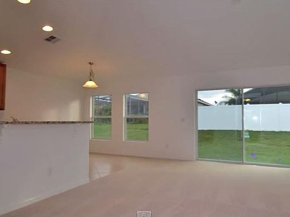 5th image of 3263 Toscana Dr