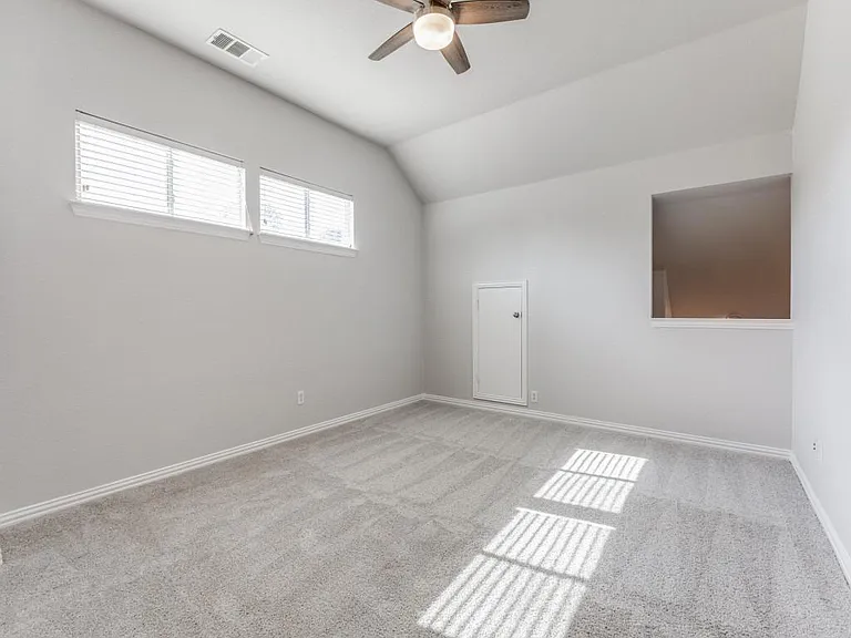 2728 Tangerine Ln — Photo 18