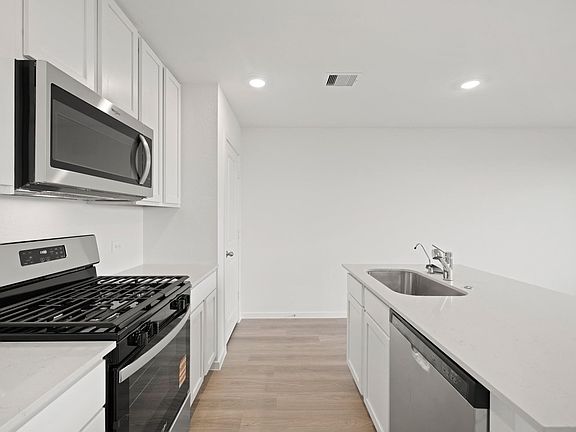 3rd image of 3052 Helios Haven Dr