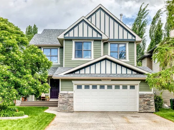 12 W Chapala Heath SE, Calgary, AB T2X 3P9