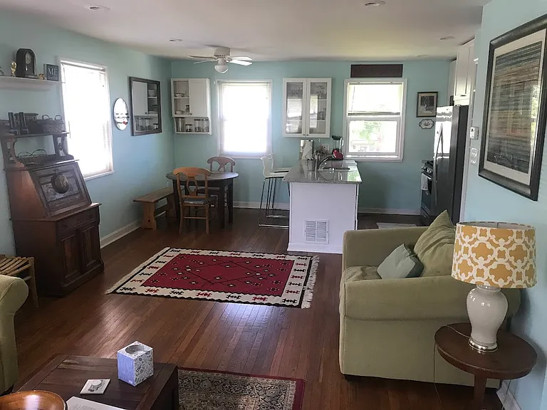 120 E Rosemont Ave — Photo 19