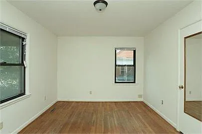 353 Boiling Springs Dr — Photo 10