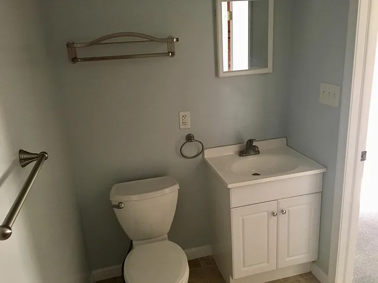23 Kenneth Ave #23 — Photo 7