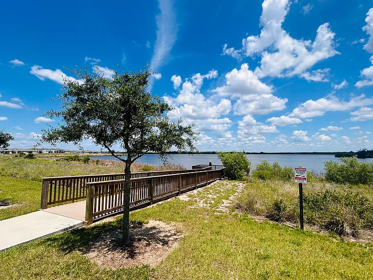 Community Pier