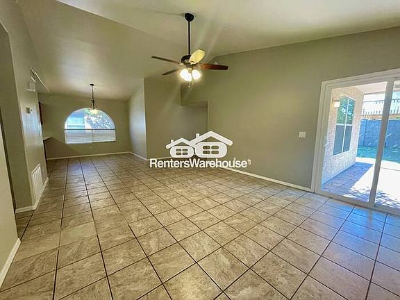 3rd image of 7938 W Paradise Dr