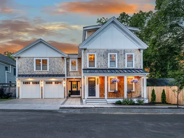6 Butler St, Newburyport, MA 01950
