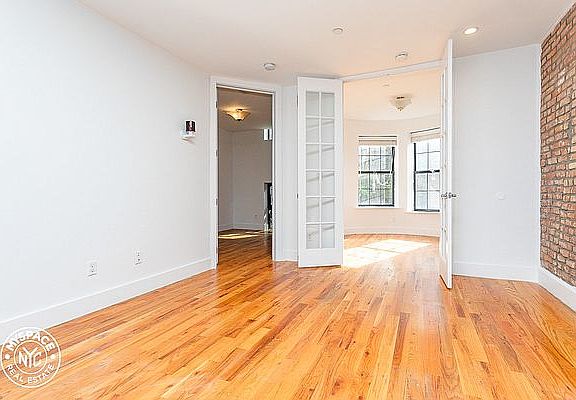 2nd image of 455 Park Pl #3A