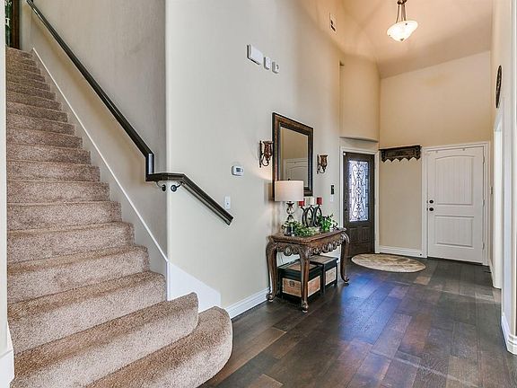 5th image of 6212 NW 160th Ter