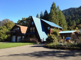 107 Sunset Pl, Willow Creek, CA 95573