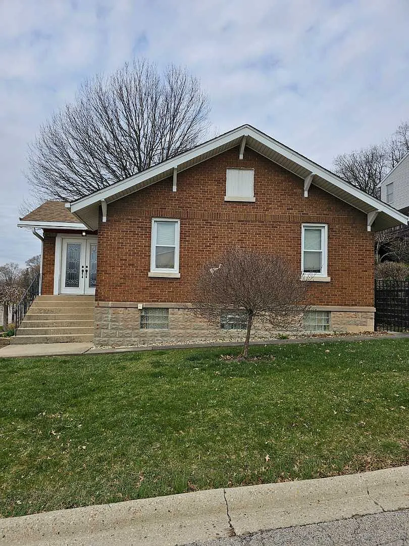 1507 Belleview Ave photo 1