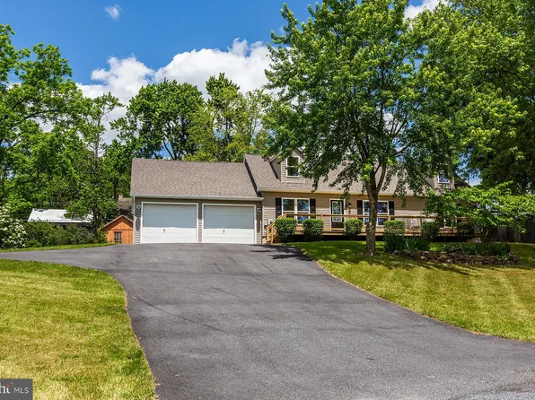 350 Cider Press Rd, Manheim, PA 17545