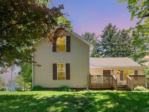 701 Mill St, Leslie, MI 49251