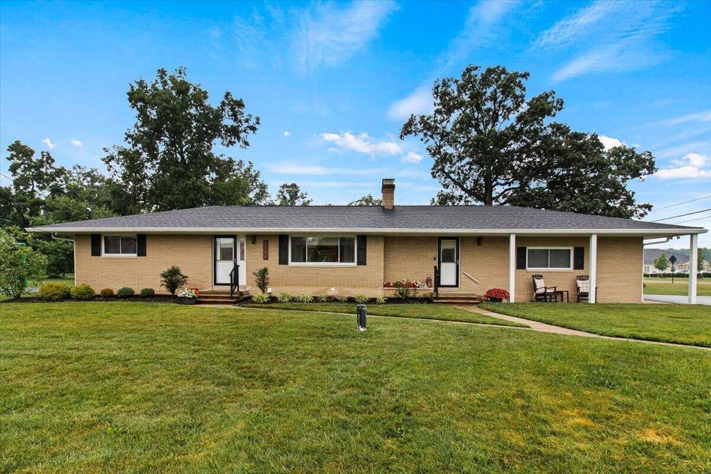 Real estate listing image