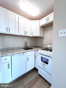 950 25th St NW APT 719, Washington, DC, 20037