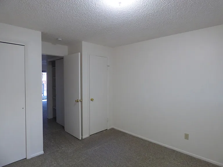 1 Bedroom Apartments in North Longmont — Photo 7