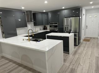 9215 Flynn Cir APT 4, Boca Raton, FL 33496